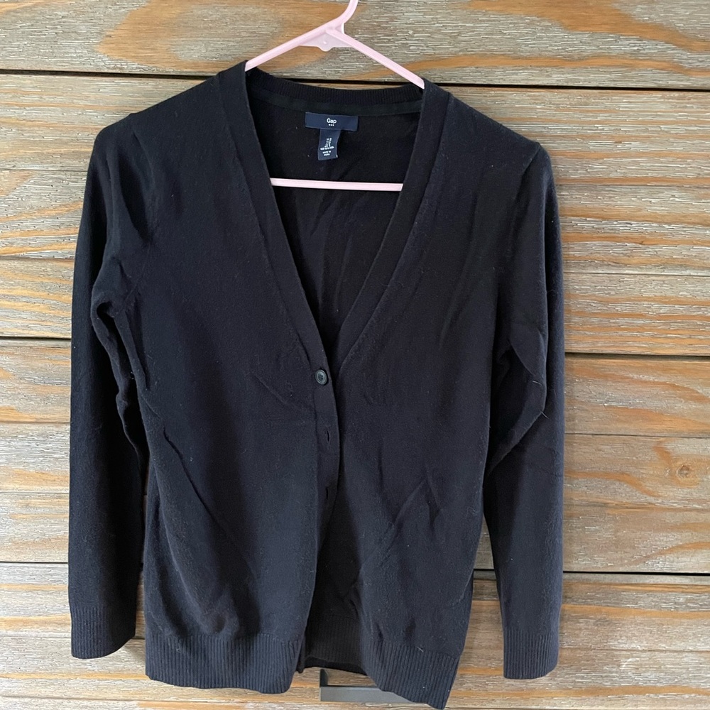 Gap black cardigan